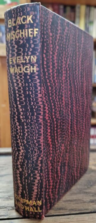 Black Mischief : Evelyn Waugh